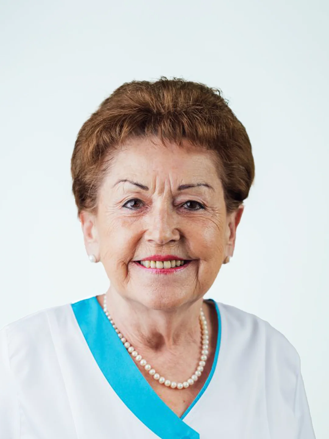 Dr. Arros Melinda