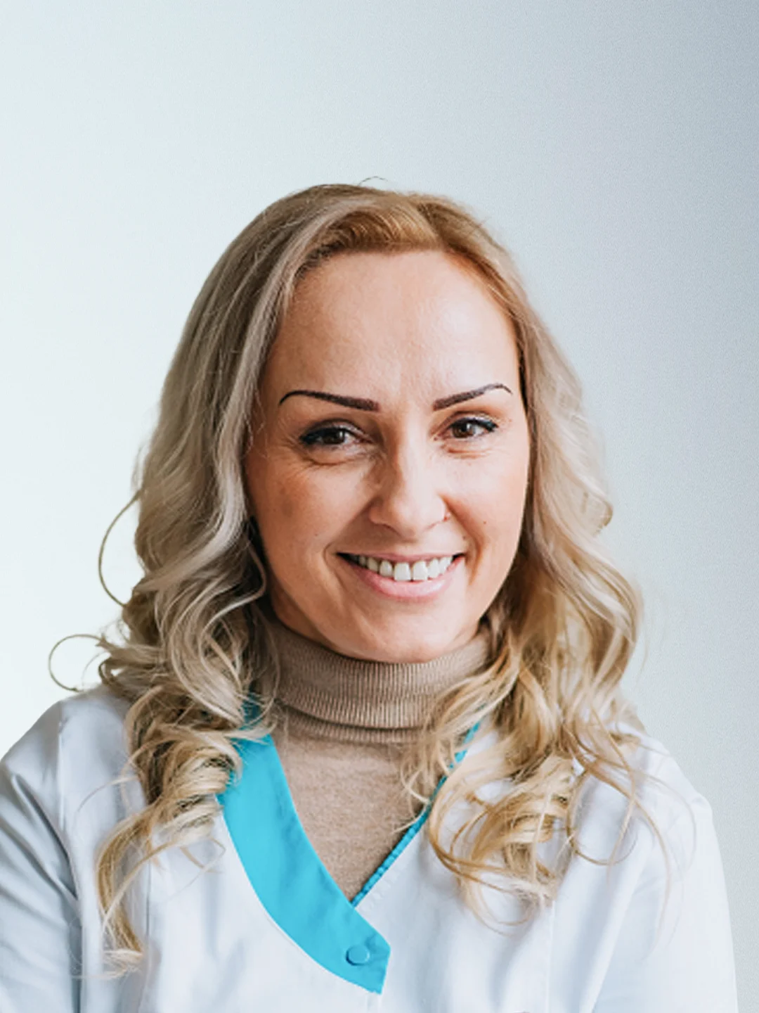 Dr. Kiss Monica